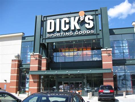 dick's sporting goods milford ct